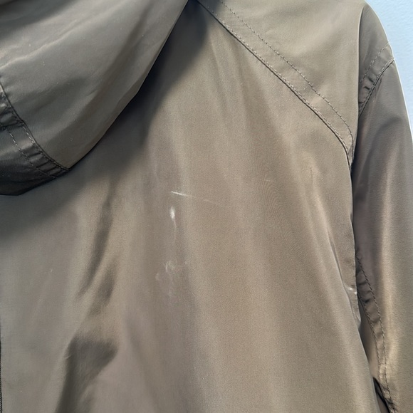 Ralph Lauren Anorak with Hidden Hood - Picture 5 of 9